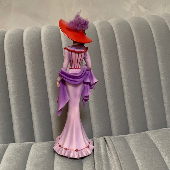 Thomas Kinkade Portraits of Style and Grace Collection - Picture 3 of 7